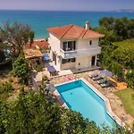 Lourdas By Vila Trapeza (Kefalonia)