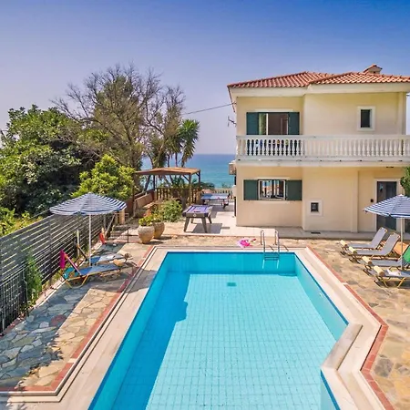 Вилла Lourdas By Trapeza (Kefalonia)